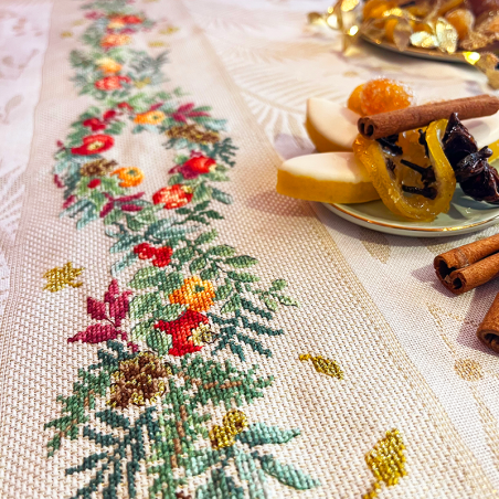 Aïda : Le chemin de table «élégance festive»